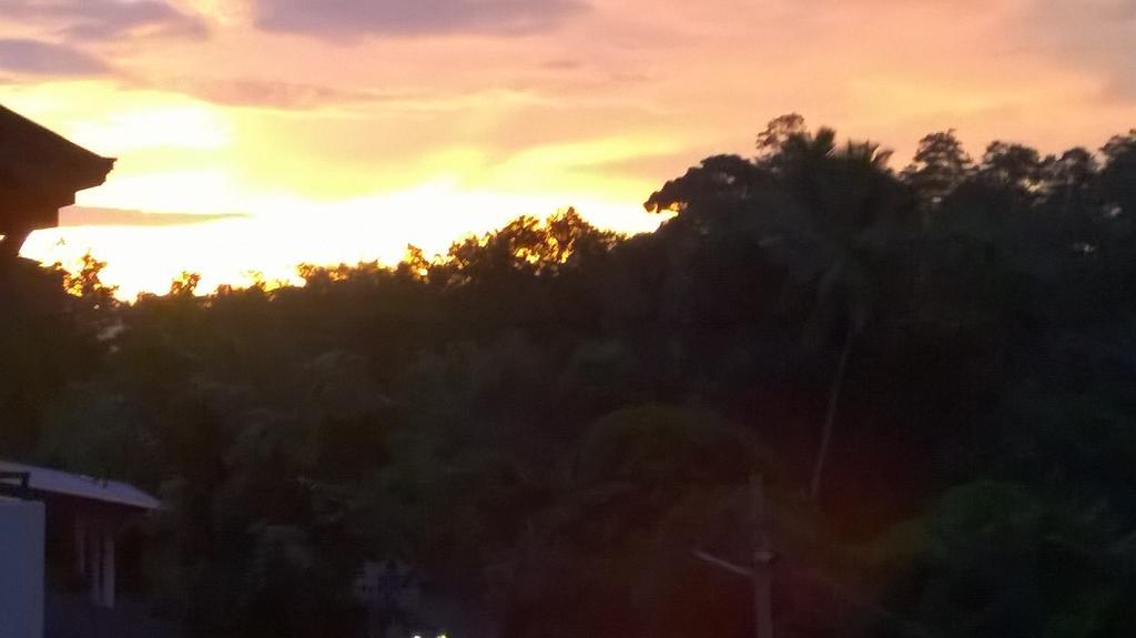 Kandy Citylights Residence Bagian luar foto